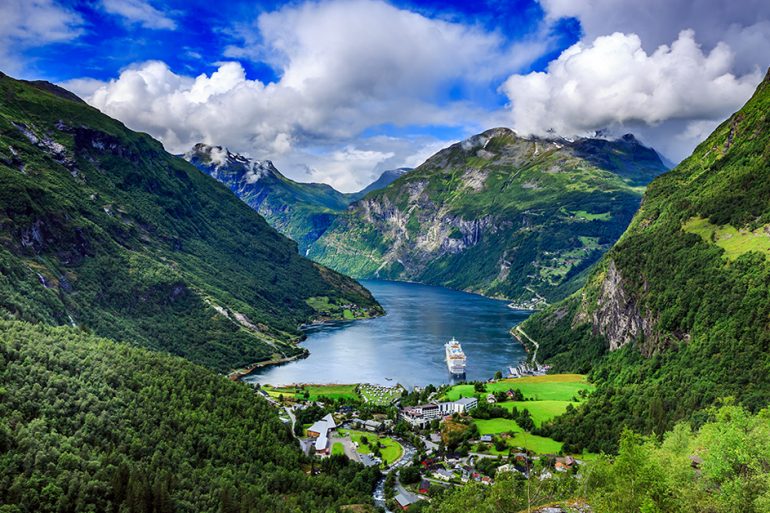 Geiranger, Noruega: fiorde ou conto de fadas