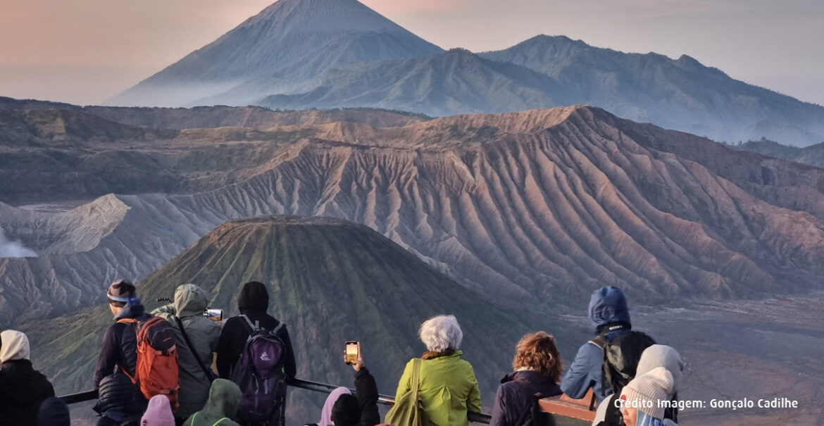 Como funcionam as viagens em grupo: Guia para quem está a começar
