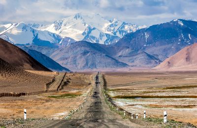 Tajiquistão e Montanhas Pamir com incursão ao Afeganistão